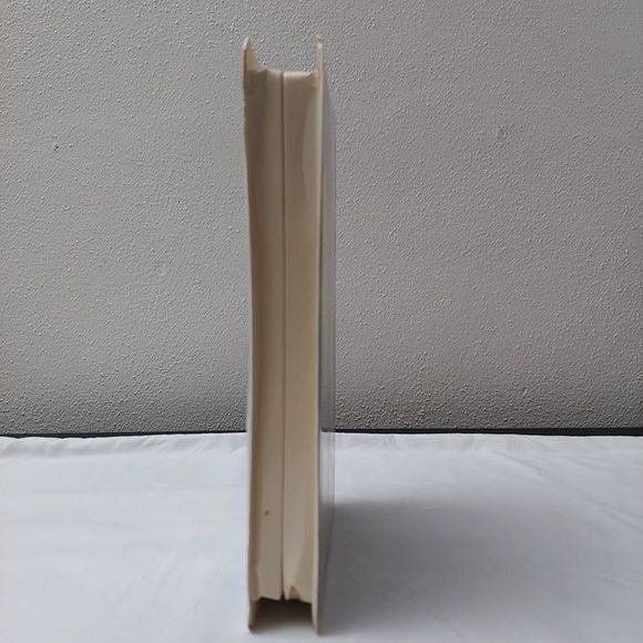 Buzz Lightyear of Star Command: The Adventure Begins VHS 2000 Disney Pixar - Picture 2 of 7